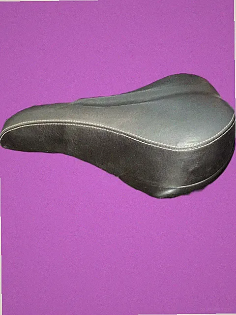 All Black Bicycle Seat With White Stitching ￼
